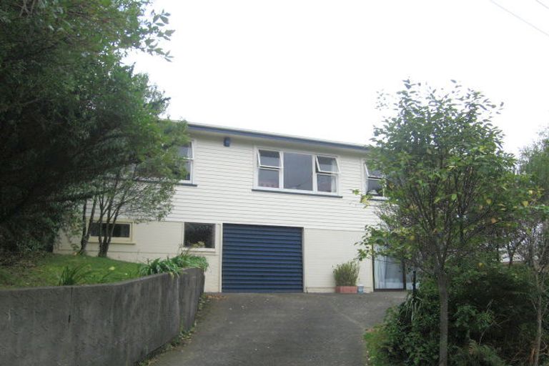 Photo of property in 89 Redwood Avenue, Tawa, Wellington, 5028