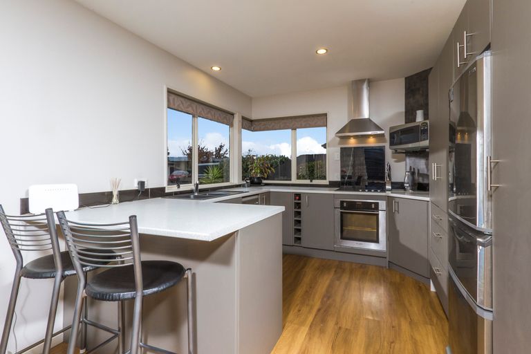 Photo of property in 24 Rintoul Place, Brightwater, 7022