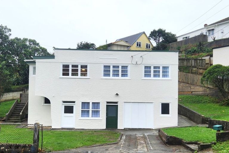 Photo of property in 92 Fraser Avenue, Johnsonville, Wellington, 6037