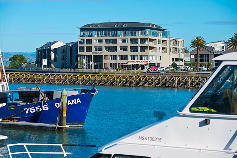 Photo of property in 4 Reads Quay, Gisborne, 4010