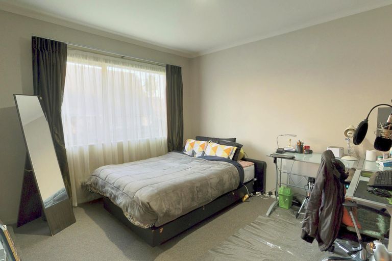 Photo of property in 10 Parkhaven Drive, Rosehill, Papakura, 2113