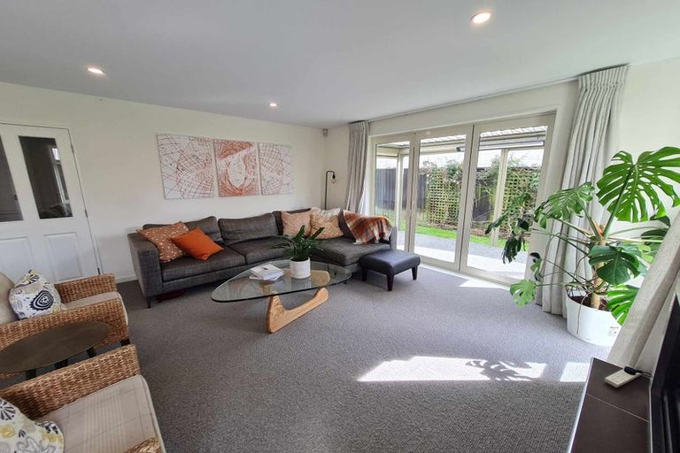 Photo of property in 11a Tainui Street, Somerfield, Christchurch, 8024
