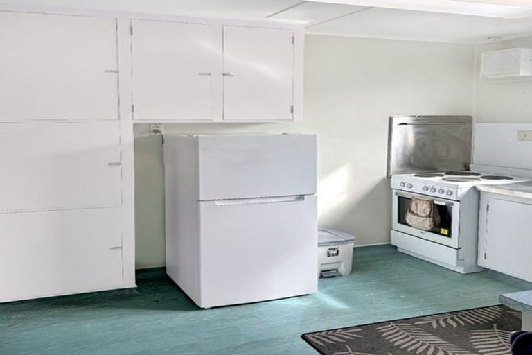 Photo of property in 2b Alma Street, Dannevirke, 4930