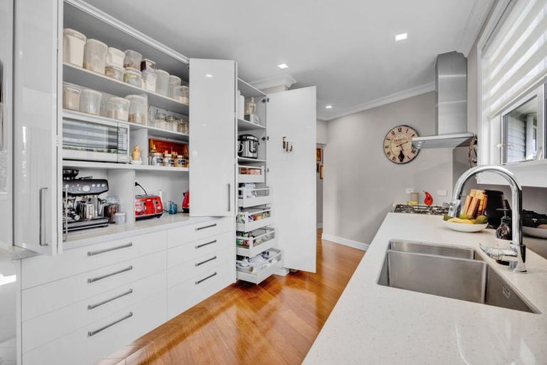 Photo of property in 7 Climie Crescent, Hawera, 4610