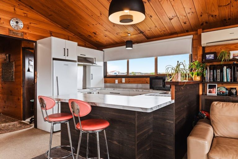 Photo of property in 45 Kurupae Road, Hilltop, Taupo, 3330