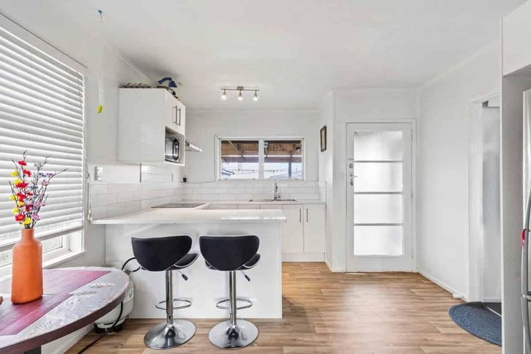 Photo of property in 119 Chichester Drive, Rosehill, Papakura, 2113