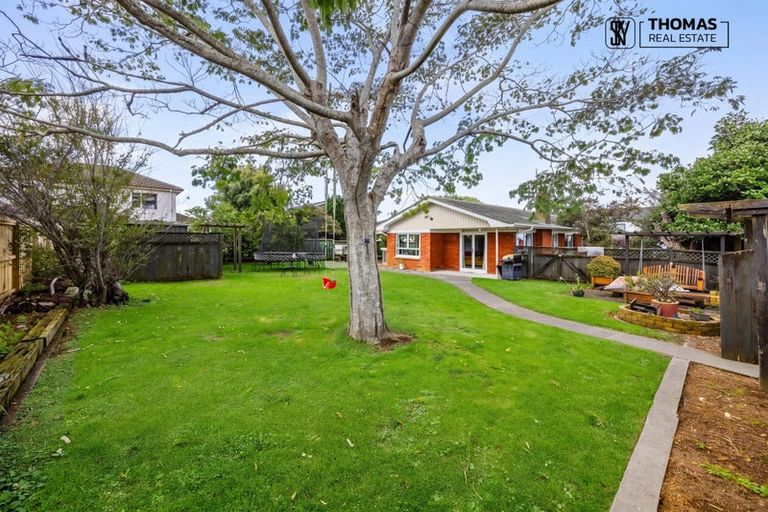 Photo of property in 17 Lipscombe Avenue, Papatoetoe, Auckland, 2025