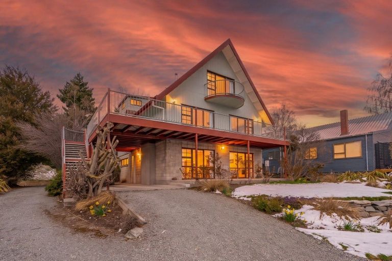 Photo of property in 36 Murray Place, Lake Tekapo, 7999