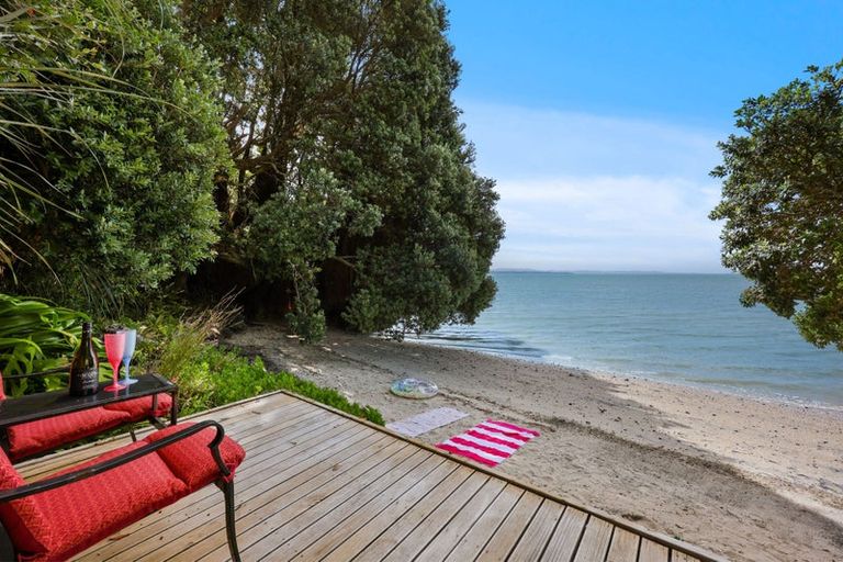 Photo of property in 49 Torkar Road, Clarks Beach, 2122