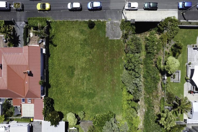 Photo of property in 10 Hobson Street, New Plymouth, 4312