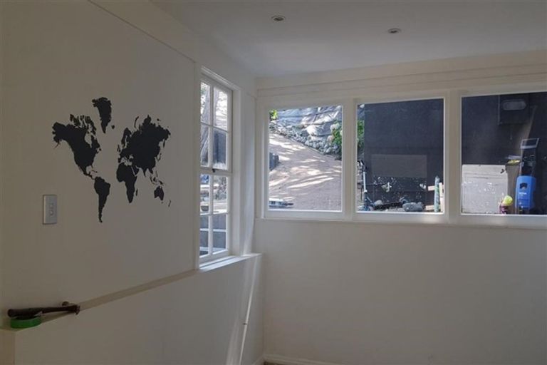 Photo of property in 67 Norwood Road, Bayswater, Auckland, 0622