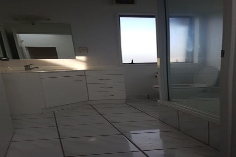 Photo of property in 5/1010 Colombo Street, St Albans, Christchurch, 8014