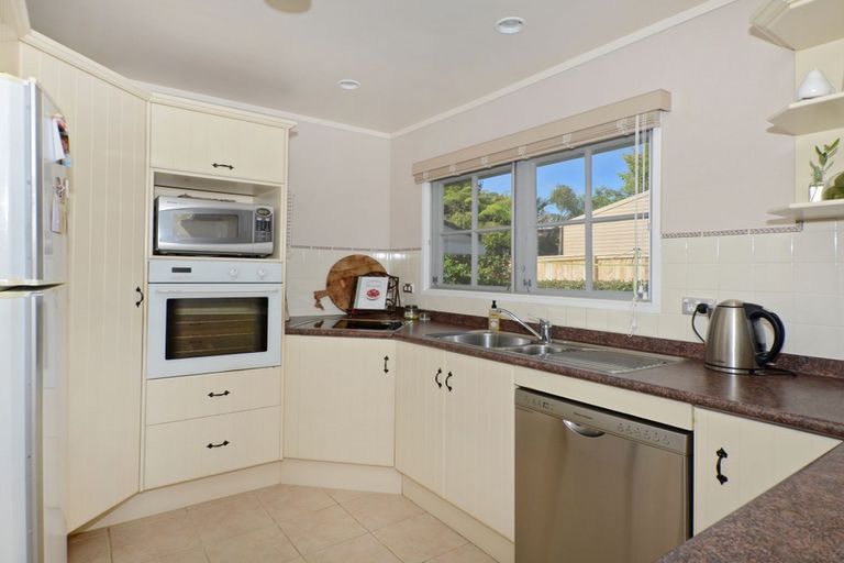 Photo of property in 28 Crawford Crescent, Te Kamo, Whangarei, 0112