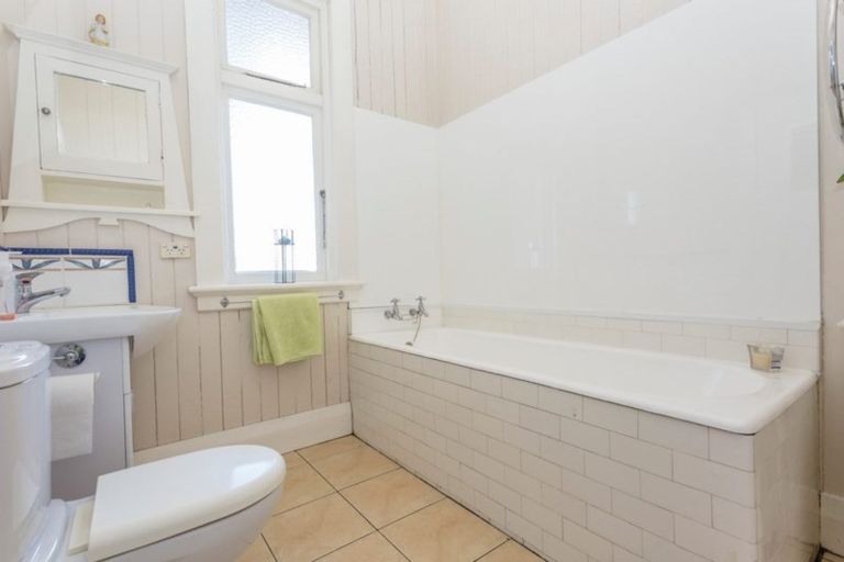 Photo of property in 94 Gordon Road, Mosgiel, 9024