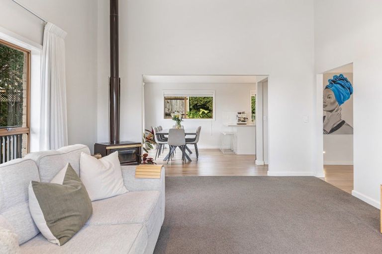 Photo of property in 20 Surville Place, Mairangi Bay, Auckland, 0630