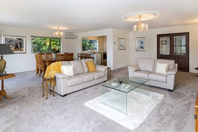 Photo of property in 2/9 Takutai Avenue, Bucklands Beach, Auckland, 2012