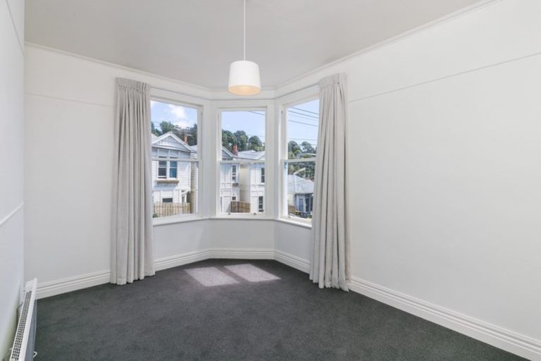 Photo of property in 87 Tasman Street, Mount Cook, Wellington, 6021