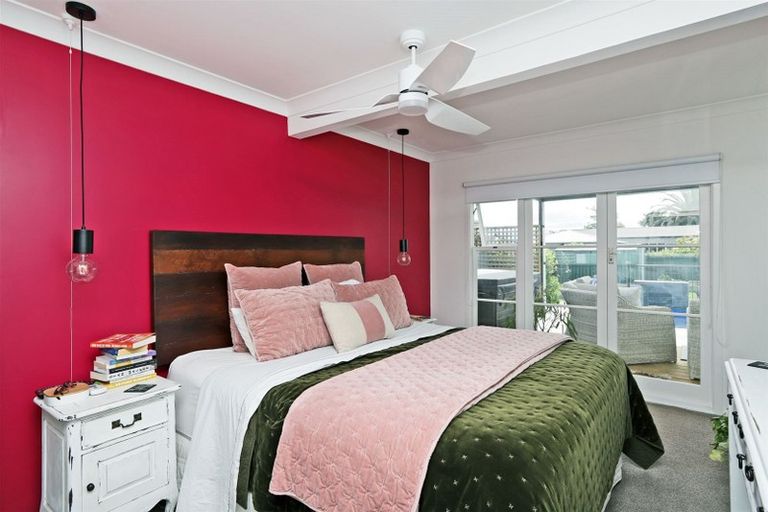 Photo of property in 322 Karaitiana Street, Frimley, Hastings, 4120