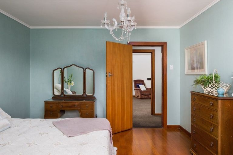 Photo of property in 45 De Lautour Road, Inner Kaiti, Gisborne, 4010