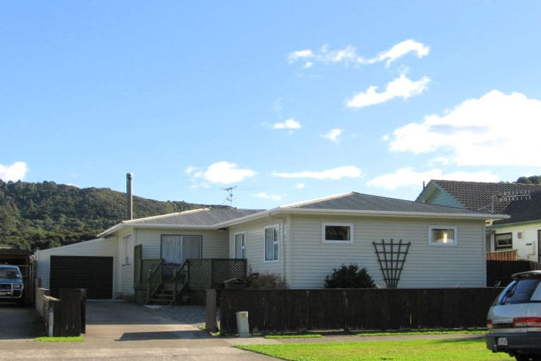 Photo of property in 23 Meremere Street, Wainuiomata, Lower Hutt, 5014