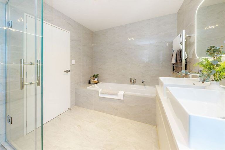 Photo of property in 17 Paripari Street, Flat Bush, Auckland, 2019