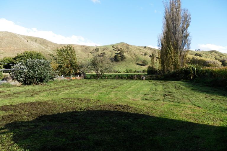 Photo of property in 43b Main Road, Te Karaka, 4022