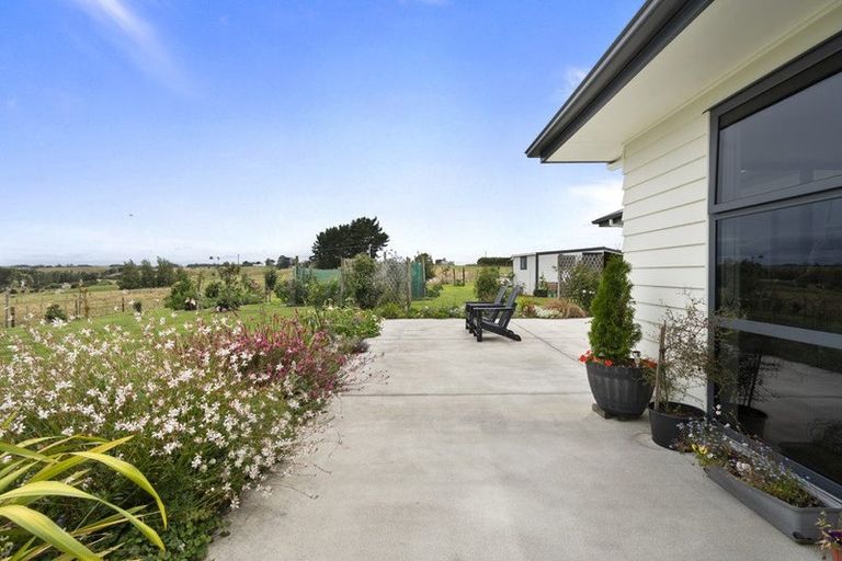 Photo of property in 29 Fry Road, Halcombe, Feilding, 4777