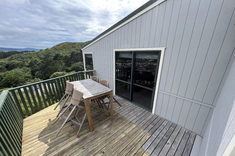 Photo of property in 20 Bay Lair Grove, Island Bay, Wellington, 6023