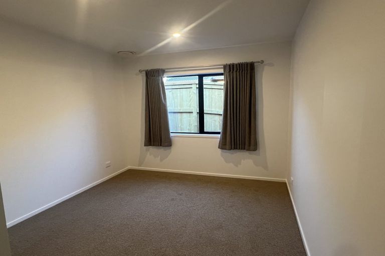 Photo of property in 12 Corriedale Road, Jacks Point, 9371