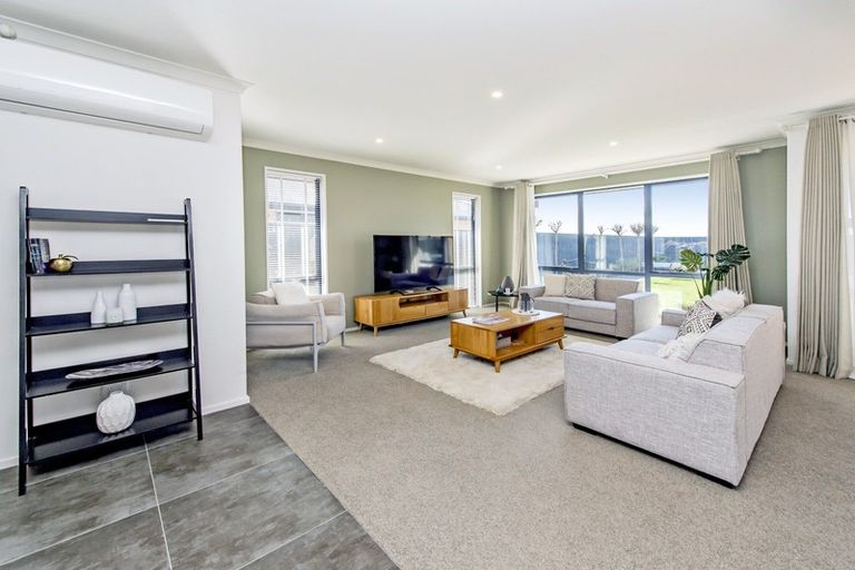 Photo of property in 39 Bradbury Avenue, Rolleston, 7614