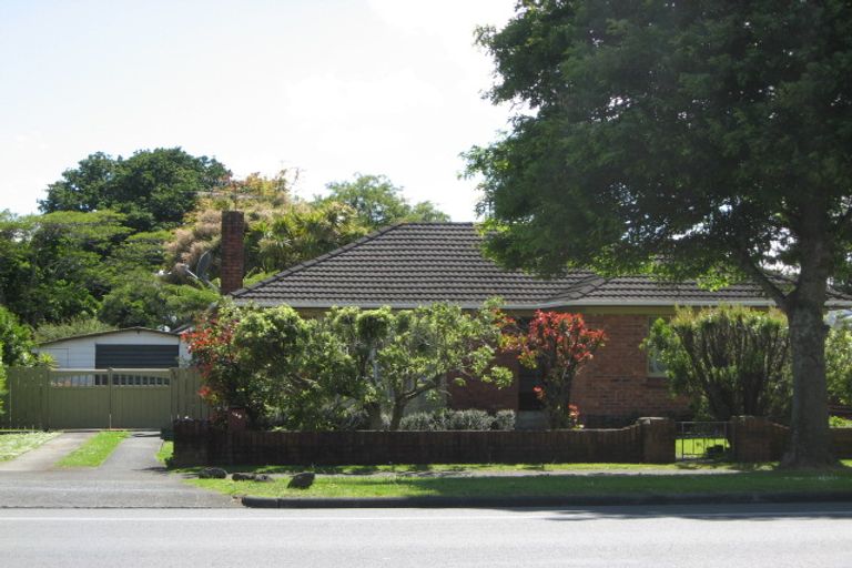 Photo of property in 130 Great South Road, Takanini, 2112
