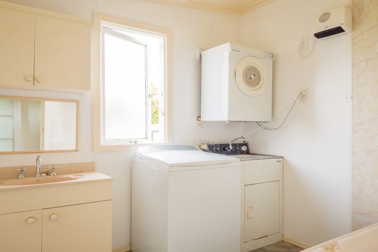 Photo of property in 20 Crest Street, Tainui, Dunedin, 9013