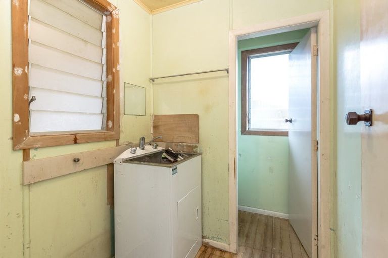 Photo of property in 14 Udy Street, Greytown, 5712