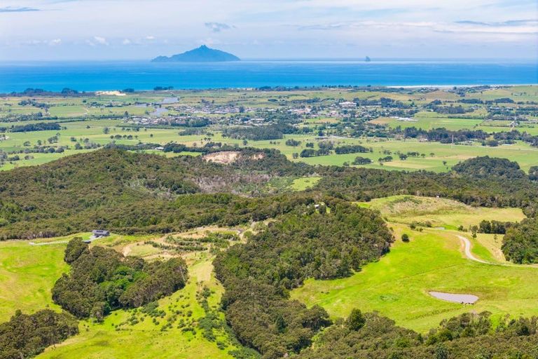 Photo of property in 100 Shieling Road, Waipu, 0582