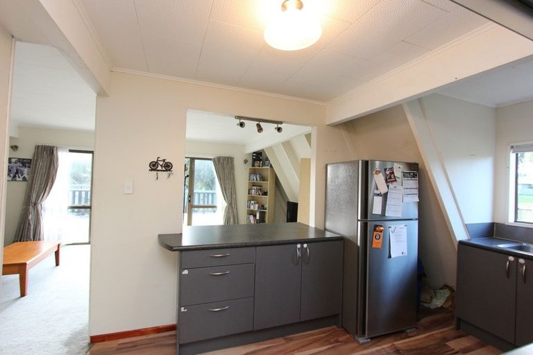 Photo of property in 68 Ngatai Street, Manaia, 4612