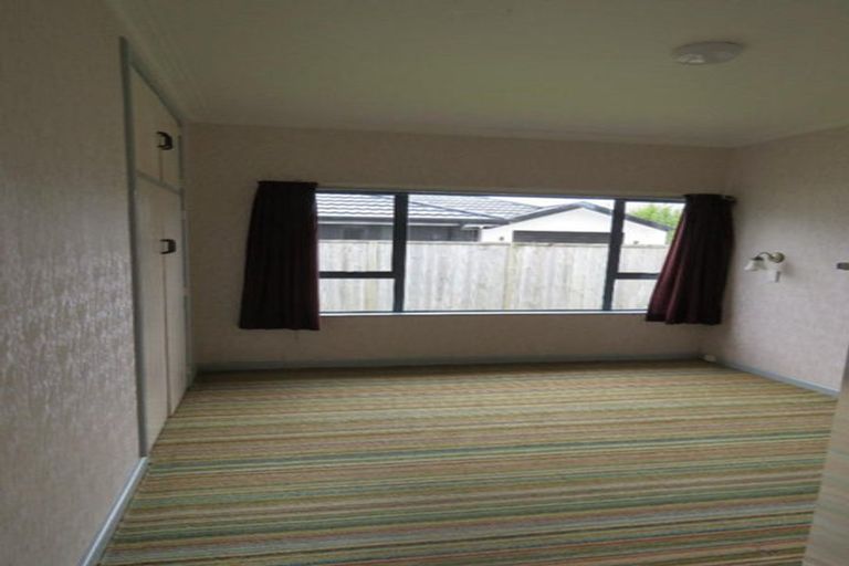 Photo of property in 23 Turi Street, Welbourn, New Plymouth, 4312