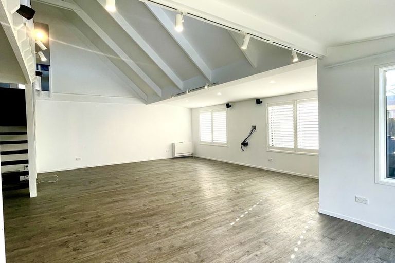 Photo of property in 161 Karewa Parade, Papamoa Beach, Papamoa, 3118