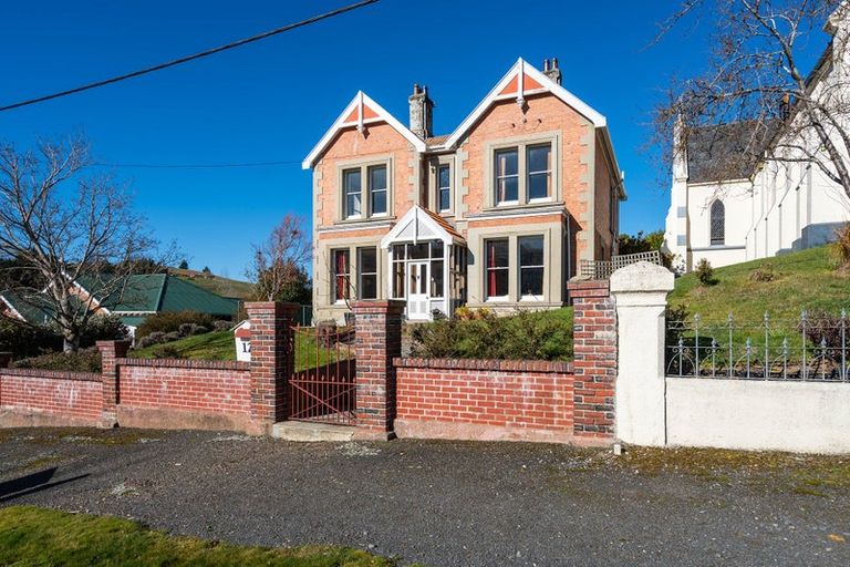 Photo of property in 12a Colonsay Street, Lawrence, 9532