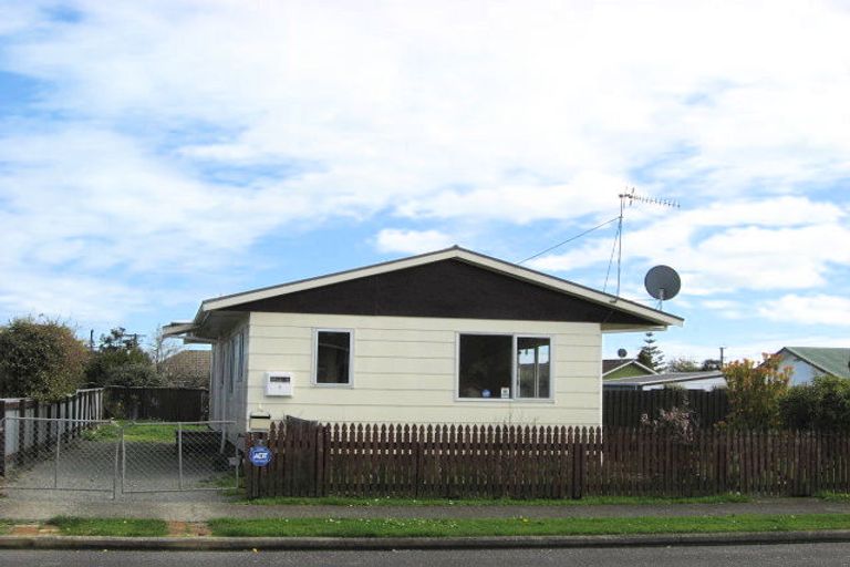 Photo of property in 7 Rimu Street, Levin, 5510