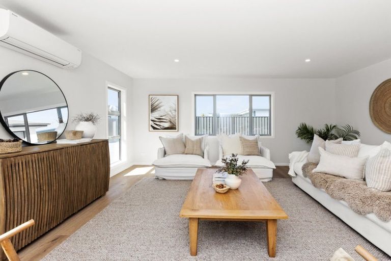 Photo of property in 45 Wai Whatu Street, Meeanee, Napier, 4110