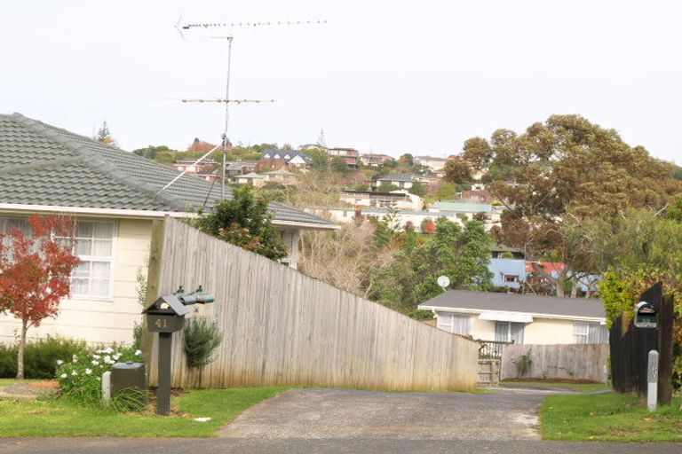 Photo of property in 43a Advene Road, Cockle Bay, Auckland, 2014