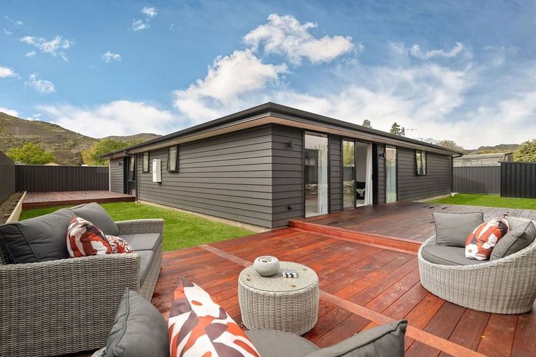 Photo of property in 23a Donegal Street, Cromwell, 9310