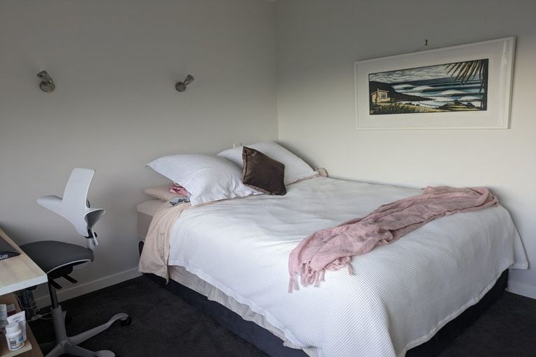 Photo of property in 7 Pari Tai Way, Houghton Bay, Wellington, 6023