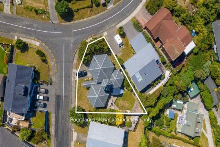 Photo of property in 1 Truro Road, Camborne, Porirua, 5026