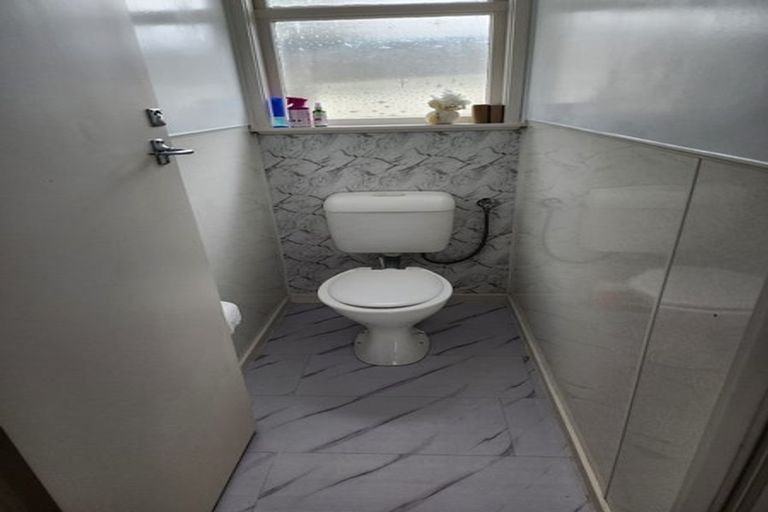 Photo of property in 6 Chadwick Crescent, Mangere East, Auckland, 2024