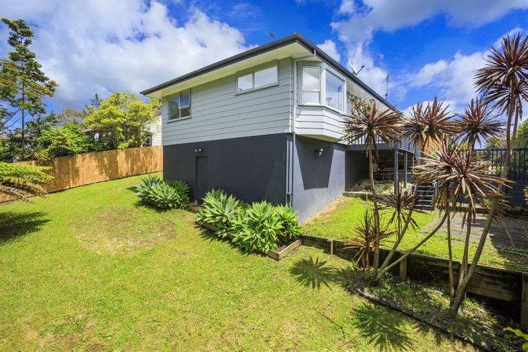 Photo of property in 89 Lynn Road, Bayview, Auckland, 0629