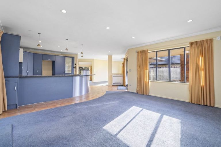 Photo of property in 8 Oldfield Court, Huntington, Hamilton, 3210