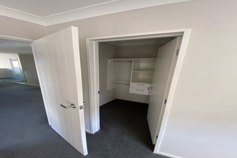 Photo of property in 12 Muirlea Drive, Flat Bush, Auckland, 2016