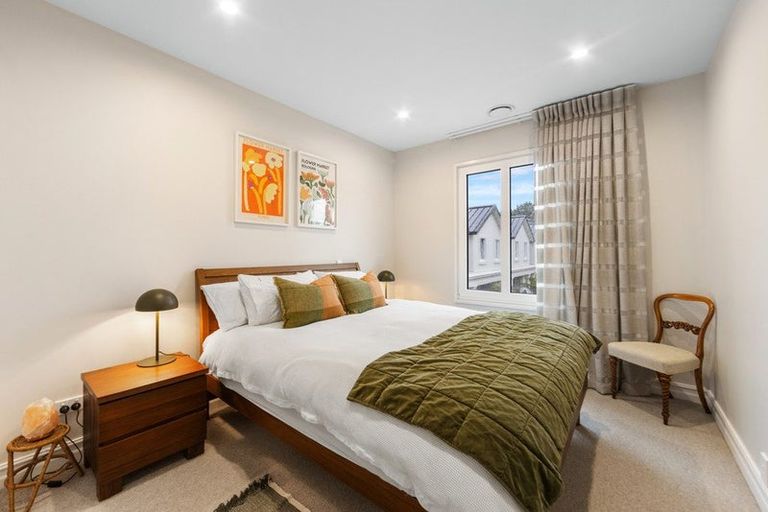 Photo of property in 14 John Britten Lane, Riccarton, Christchurch, 8011