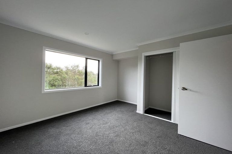 Photo of property in 2/125b Metcalfe Road, Ranui, Auckland, 0612